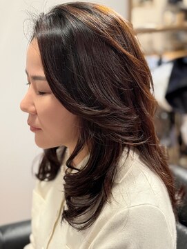 モーダアッカ(moda acca) ロングレイヤースタイル@20代30代40代