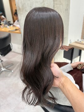 ディーエックス ウエスト(Dxxxx WEST) アッシュブラウン/顔周りカット/レイヤーカット/イルミナカラー