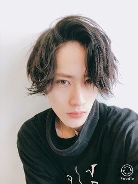 シン(syn) センターパートかきあげ