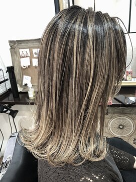 ジブドオブジェ(Jib d'obj) Contrast Highlights