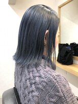 ニア 清澄白河(nir) 〈清澄白河 半個室〉切りっぱなしボブ/アイスブルー