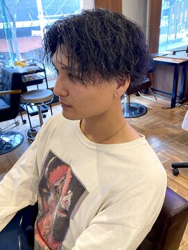 アイリーヘアデザイン(IRIE HAIR DESIGN) 【IRIE HAIR赤坂】センターパート×ツイストスパイラルパーマ