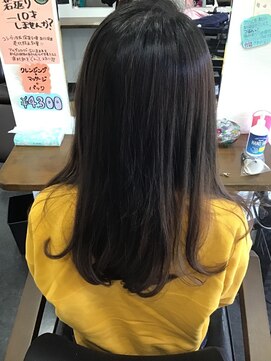 ジャスミン EXA縮毛矯正で艶髪スタイル