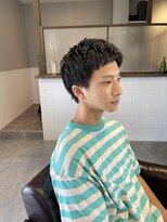 西本整髪&nbsp;メンズナチュラルパーマ　刈り上げ無し