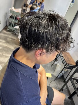 エスト 小倉(est) 波巻きパーマ/メンズパーマ/メンズカット/スパイラルパーマ