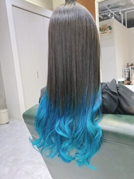 デイズ(days) DAYS 明治神宮前デザインカラー毛先カラーブルーカラー10代