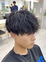 フィフス 栄(fifth)&nbsp;無造作パーマツイストスパイラルパーマセンターパート栄