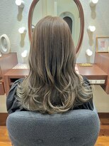 エルサフィロ ヨドヤバシ(el zafiro yodoyabashi)&nbsp;くびレイヤーエモージュ大人ガーリー20代30代40代50代