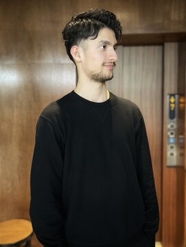 ヨロヘアー(YOLO hair) メンズ/外国人風/メンズパーマ／ケアパーマ