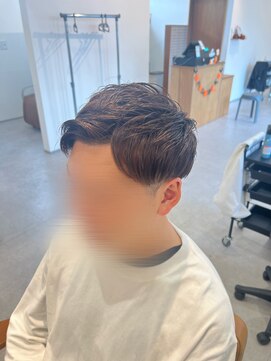 ブランチオム 宇佐店(branch homme) ツーブロック 刈り上げスタイル