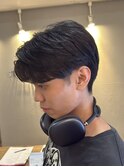 刈り上げセンターパート/ニュアンスパーマ/ フェザーショート