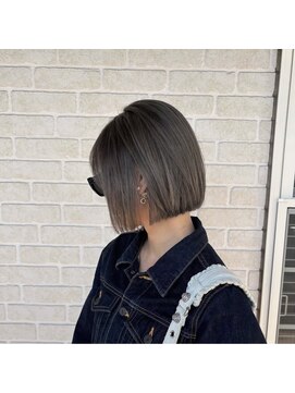 アボックス(abox) 切りっぱなしボブ/オリーブベージュ/グレージュ/学割/髪質改善