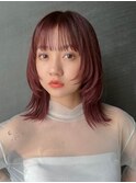 切りっぱなしボブ　顔周りレイヤー　ダークレッド　モーヴピンク