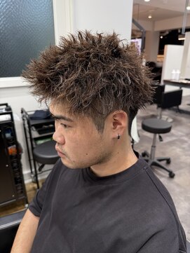 ルースト 京都四条大宮店(ROOST) スパイキーツイスト