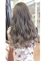アミリー ひたち野うしく店(Amily)&nbsp;ハイライトバレイヤージュダブルカラーケアブリーチ20代30代