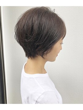 メルト 吉祥寺(melt) 前下がりショート 小顔 大人可愛い くびれ  耳掛け