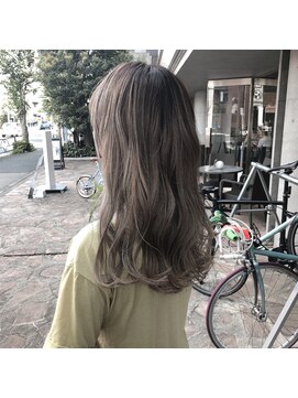 シェル 国分寺(shell) ロングとの相性バッチリ！王道グレージュカラー