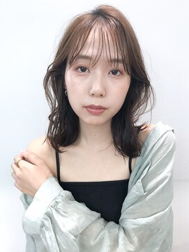 アイティー バイ アルバム 浦和店(IT by ALBUM) ナチュラルミディアム_ホワイトアッシュエアリーミディ_98099