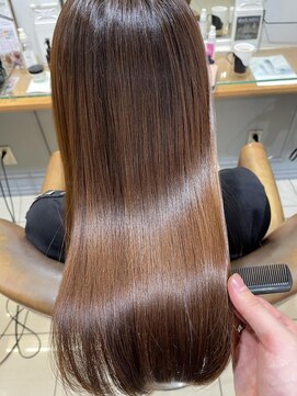 ネオリーブアイム 横浜西口店(Neolive aim) 後ろ姿が10歳若返る☆髪質改善トリートメント【横浜】