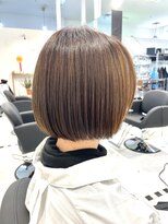 イリス(Hiris)&nbsp;あごラインボブ