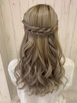 ルナクレセント (Luna crescent)&nbsp;アレンジ　ねじりハーフ　【TEL予約】￥1300→￥1200