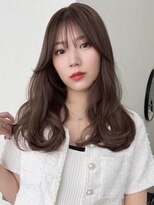 ソヨン 金山店(SOYON)&nbsp;波巻き/小顔/似合わせカット/フェミニンロング/黒髪/ネビージュ