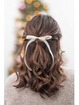 ヘアメイクアンドセットサロン リッコ(Hair make&set salon Ricco)&nbsp;【大阪梅田ヘアセットサロンRicco】ナチュラルハーフアップ