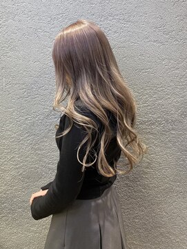 ラヴリア クルメ(LOVERIA KURUME) グラデーションカラー