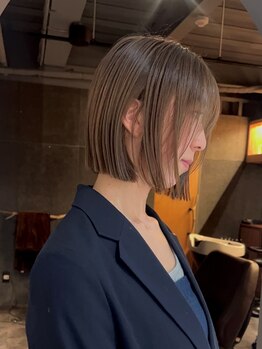 エハプラスマウナ(Eha+MAUNA)の写真/再現性の高いカットで忙しい朝も簡単スタイリング。自宅でのケア・スタイリング方法も丁寧にお伝えします