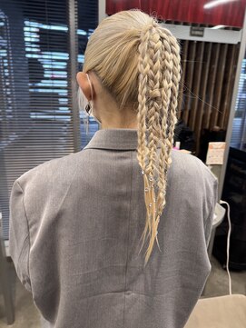 ロフト プロデュースドバイウシワカマル(loft produced by ushiwakamaru) ブレーズアレンジ