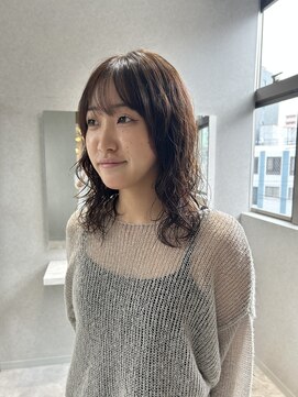 ファイブ ノーヴル カラット(5 Noble ct.) 【YUI】ミディアムパーマ