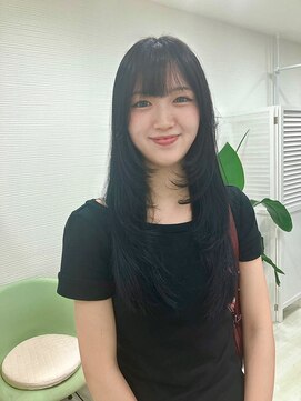 ヒョンミョン ライズバイレボ 取手店(hyon myon/RISE by REVO) レイヤーカット/ブルーブラック【取手/取手駅】