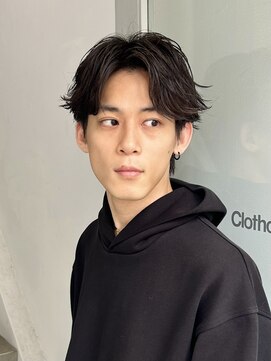 クロト(Clotho) センターパート/フェザーパーマ/波巻きツイストスパイラル