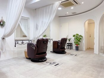 ウィロー(WILLOW)の写真/<京橋>全席半個室のプライベート空間[実力派スタイリスト×丁寧なカウンセリング]なりたいが叶うWILLOW京橋