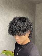 再現性の高いメンズカット技術で、理想のヘアスタイルに