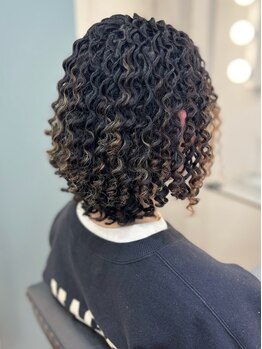 ヘアー オーパス(hair OPUS)の写真/オシャレでartisticな”スパイラルパーマ”が大好評☆カジュアル・ストリートデザインが得意★