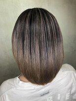 テテ(TETE) バレイヤージュ ベージュ