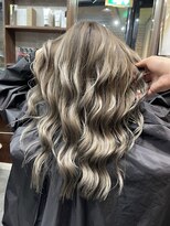 ラフ(LAFF)&nbsp;#バレイヤージュ#グレージュカラー#ボブウルフ#ココアベージュ