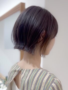 ヴェリーテ(Verite) ぱつんとミニボブ