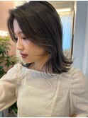 ハイライト　デザインカラー　ラベンダーグレー　黒髪　外ハネ