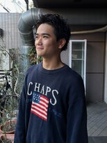 イリ(iri) 刈り上げないショートヘア