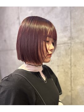 リズム(RHYTHM) チェリーレッド×ボブスタイル