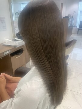 アッシュ 下北沢店(Ash) 赤み消しアッシュベージュカラー