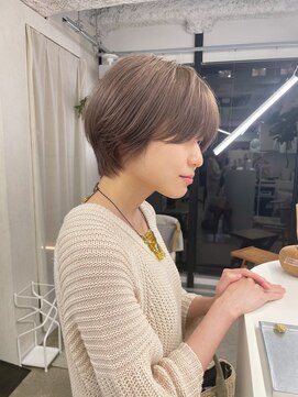 キジ(kiji) ショート/ショートボブ/透明感〔久屋/丸の内/久屋大通/高岳/栄〕