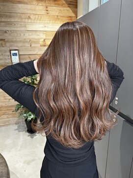 ベイショア(Bay Shore NY) 細めハイライトくすみベージュマロンベージュ韓国風巻き