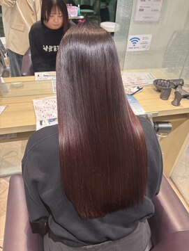 ファースト 仙台店(first) 大人女性の品格を引き出す艶やかストレート