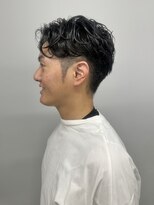 ロジェ(loje) 20代30代40代 センターパートフェード×フェードパーマ