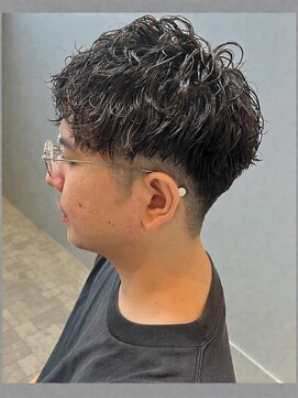 クオリス 上福岡店(QUALIS) 春トレンド刈り上げショートスタイル×ツイスパ