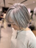 ステア ケース(stair case) 放置してもずっときれい! 地毛活かしローライト 白髪ぼかし