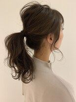 マッシュ チャヤマチ(MASHU chayamachi)&nbsp;お出かけ前の ラフな ポニーテール ヘアアレンジ